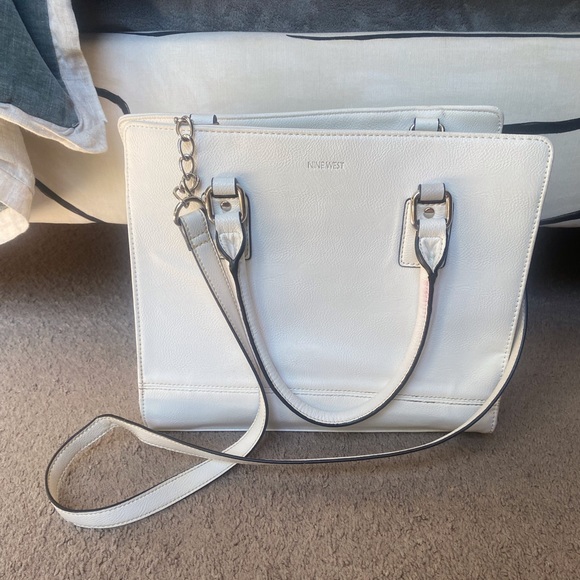 White Nine West crossbody structured handbag with top handle - Picture 5 of 8